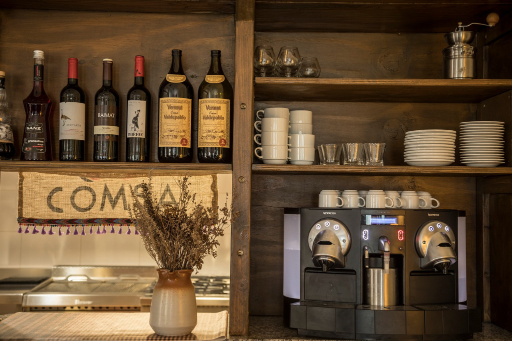 Albergue de Montenartró_cafeteria