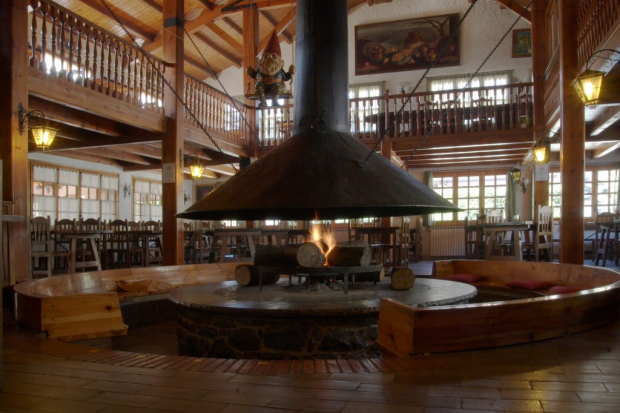 Restaurant els roures
