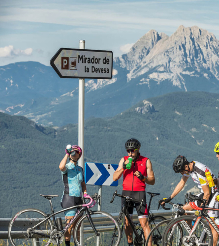Pujant a coll de pal BT_ Mirador de la Devesa