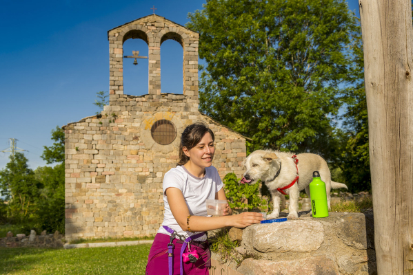 Senderismo con perro_ Sant Serni de Coborriu