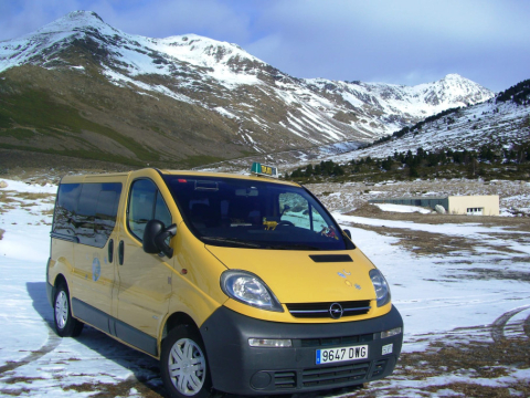 Taxi  amb neu