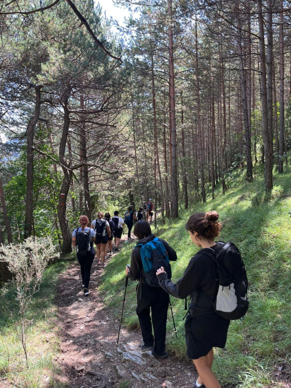 Joves de Valldaura fent el CBH